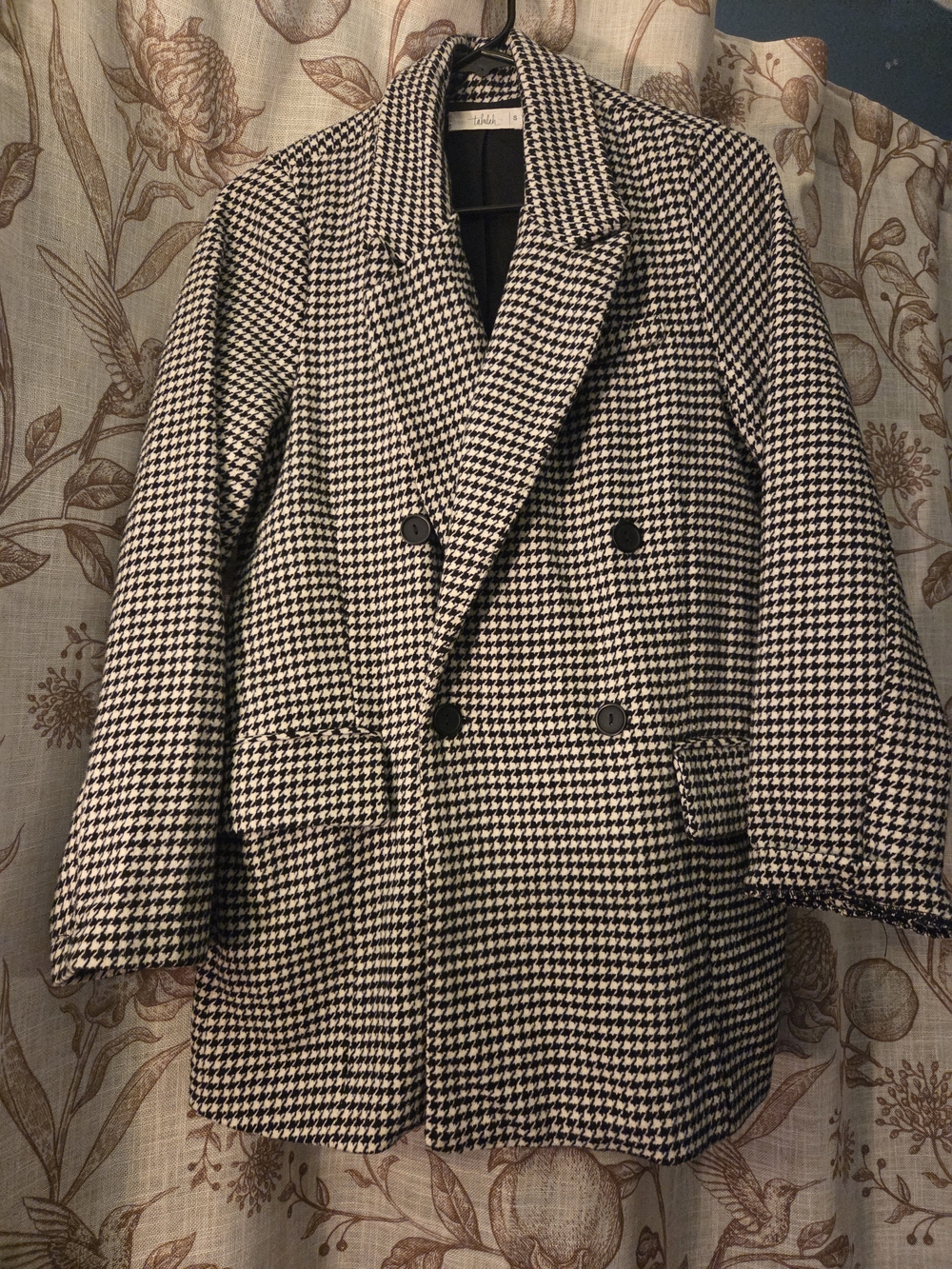 TALULAH Black & White Houndstooth Double-Breasted Blazer